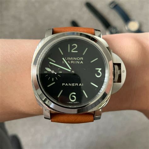 Panerai Luminor Marina Men's Watch PAM00111 .